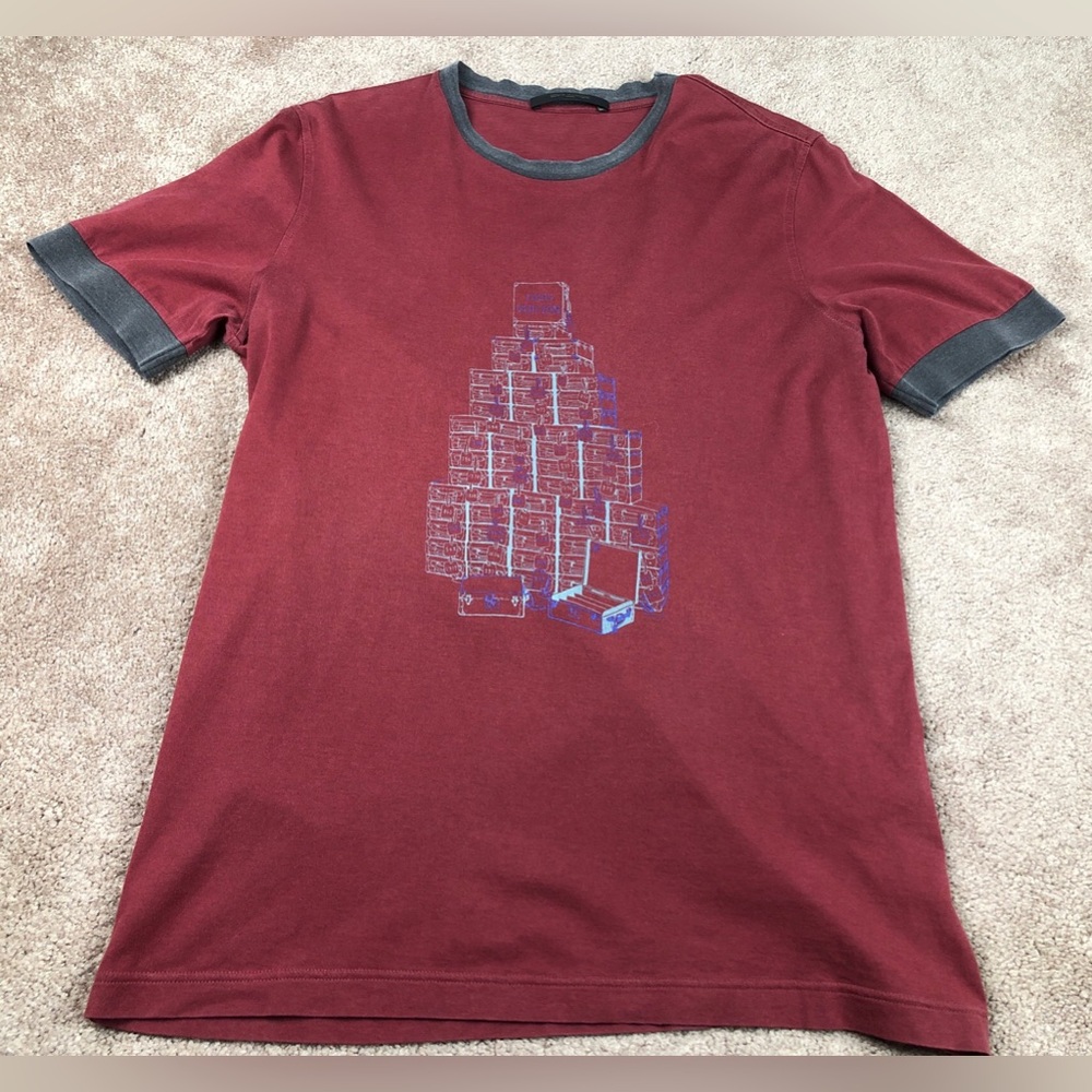 Louis Vuitton Maroon Trunk Print T-Shirt Size Medium